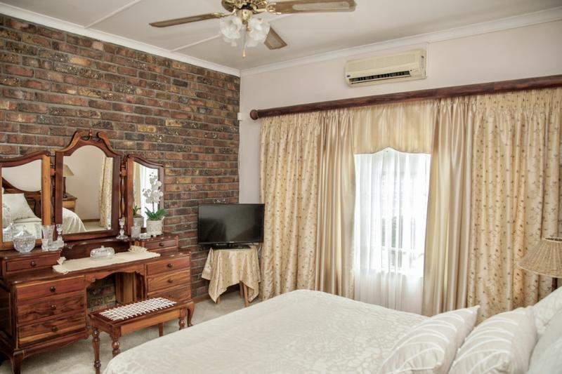 To Let 5 Bedroom Property for Rent in Douglas Northern Cape